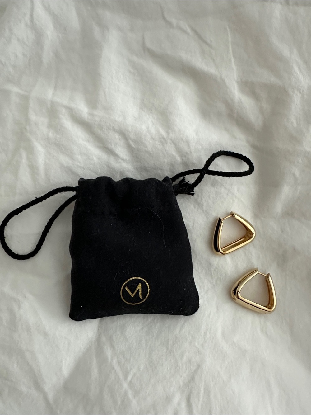 Mejuri Patra Large Gold Vermeil Triangle Hoop Earrings - Women Accessories